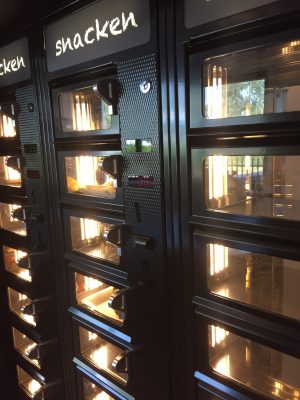ADM Automaten - snackautomaat zwart